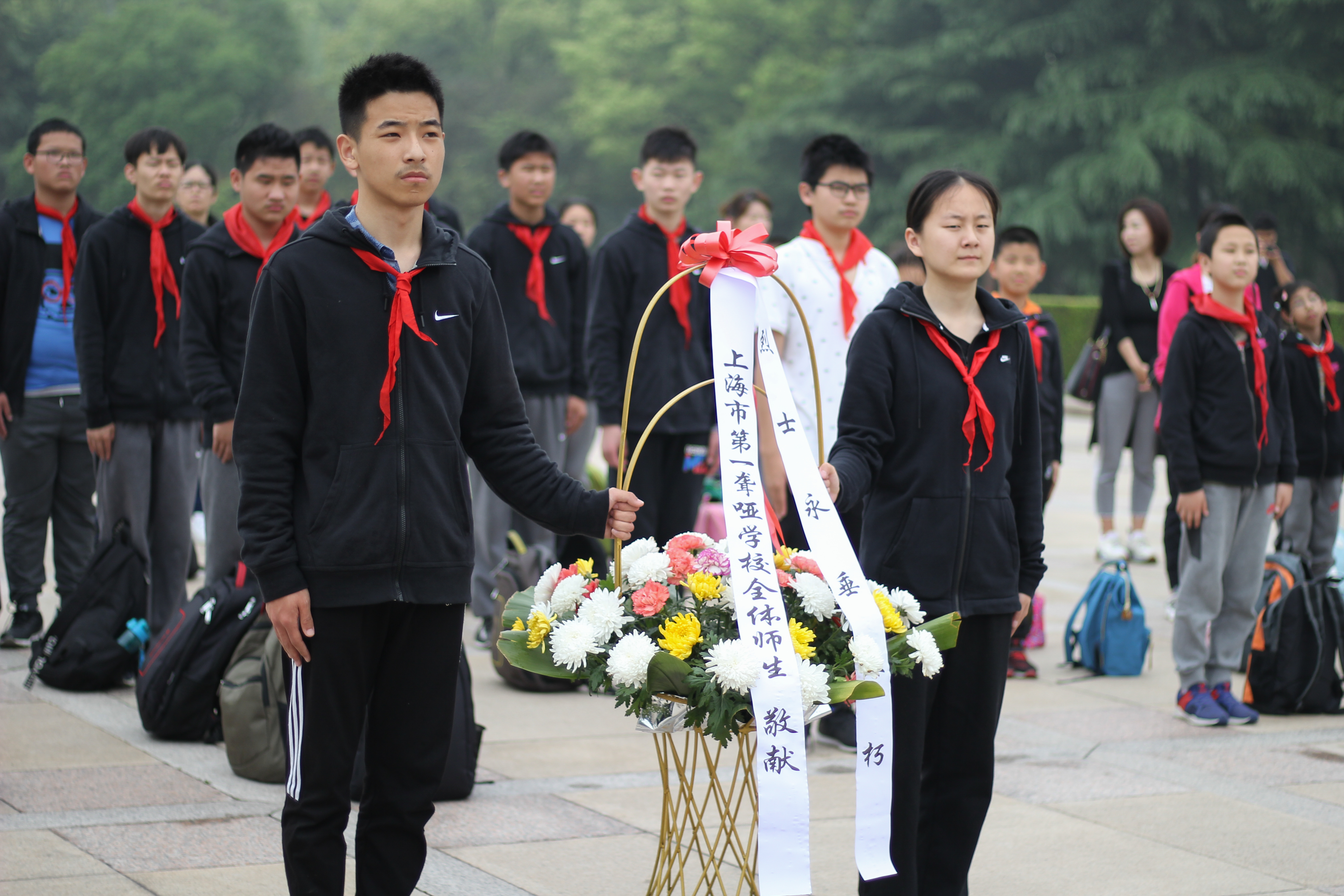 榜样引领我成长记上海市第一聋哑学校春游暨爱国主义教育实践活动